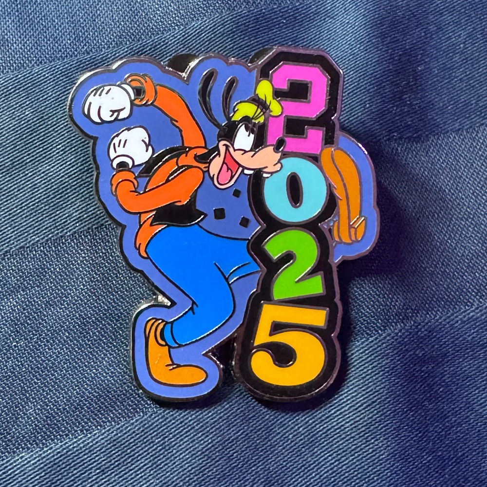 Disney Goofy 2025 pin